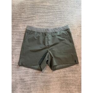 Public Rec Flex Short Mens 40 Dark Olive Green 5.5 Inseam Athletic Gym NWT